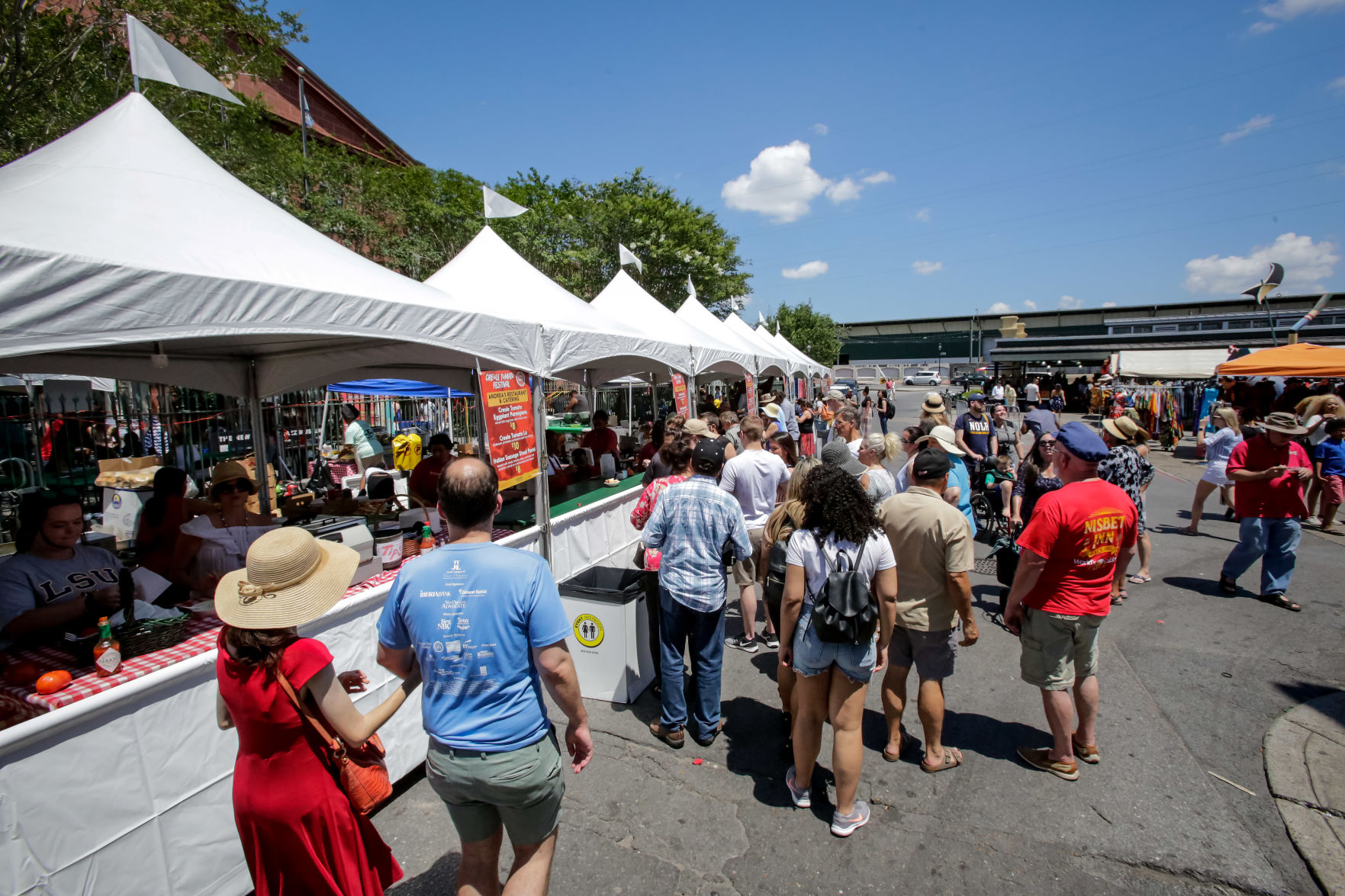 NO.tomatofest.060919.1202.jpg